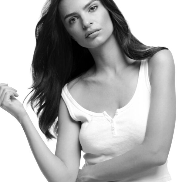 Nutritive de Kerastase - Emily Ratajkowski - Cabello seco